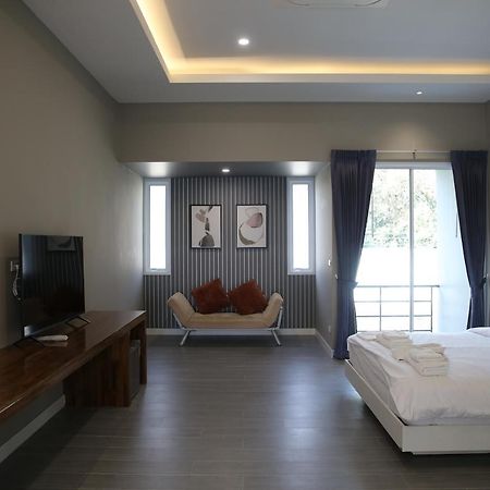 Club45 Hotel Kham Yai Exterior foto